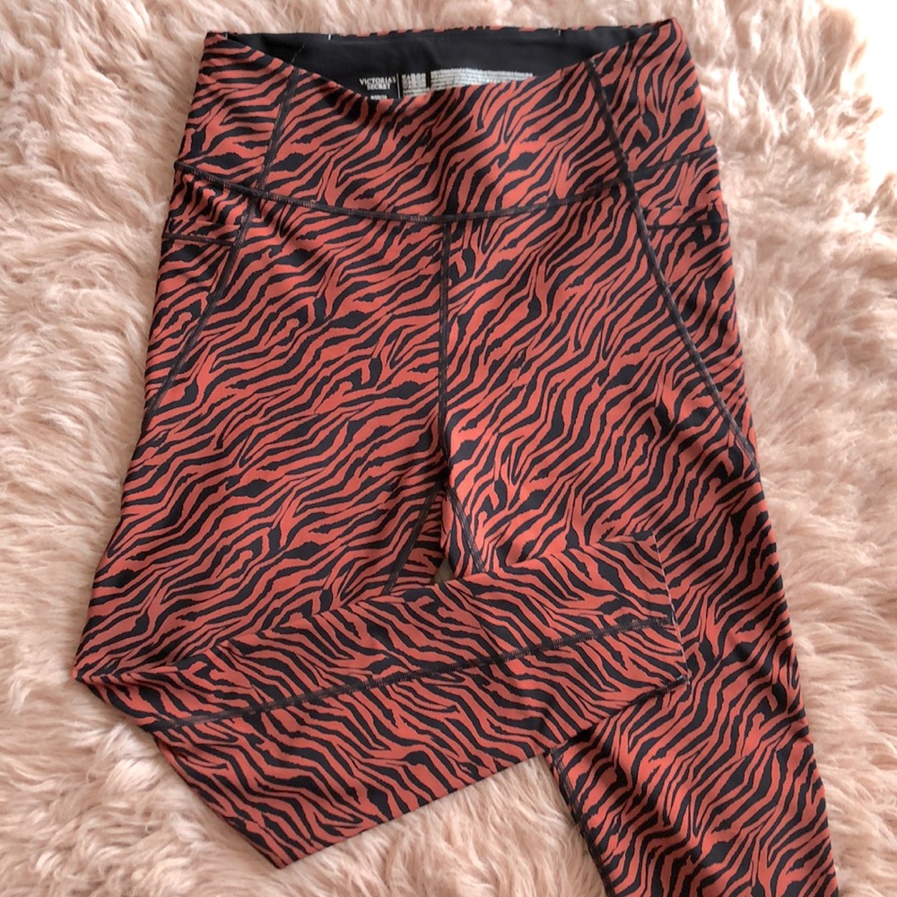 Victoria’s Secret tiger stripe leggings